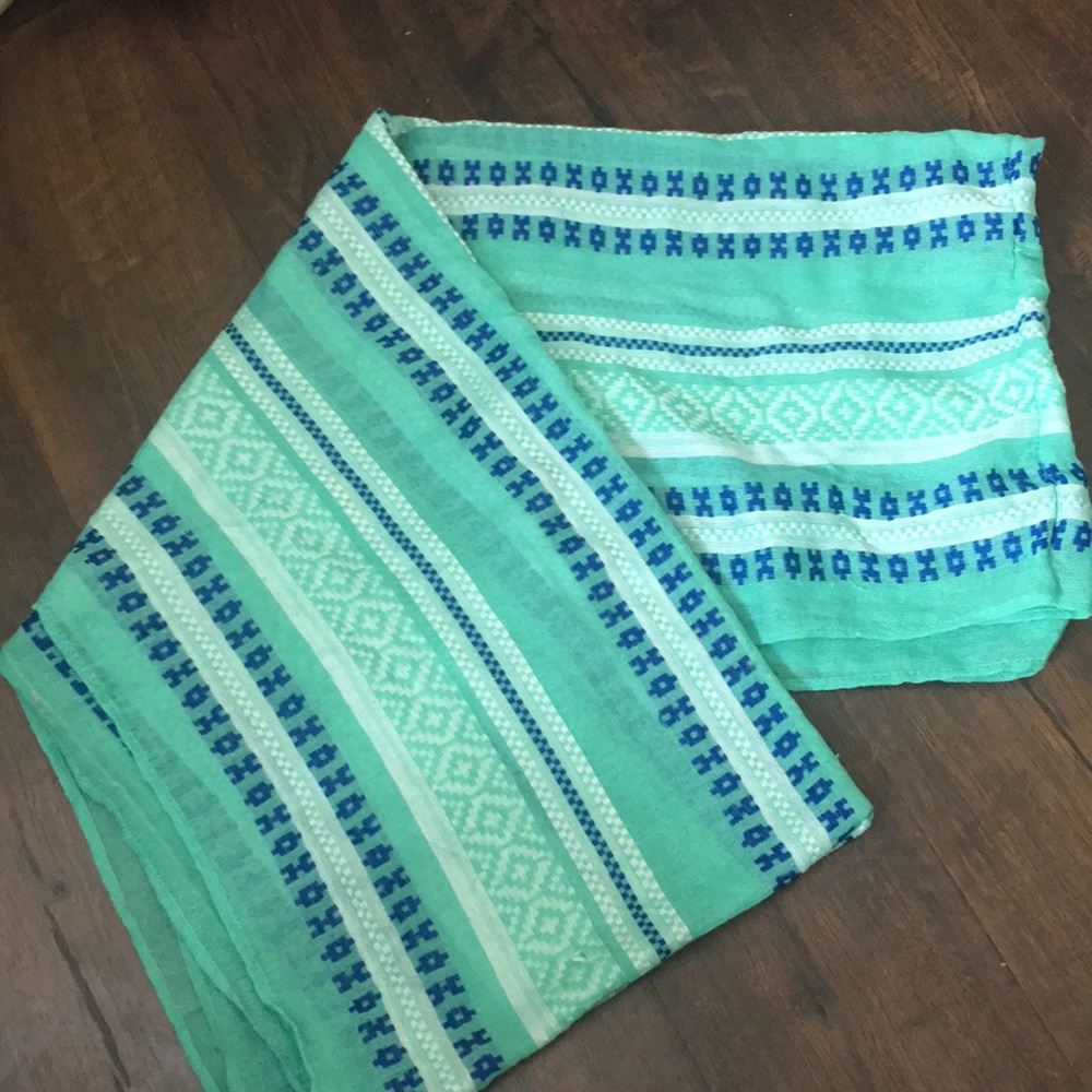 Teal patterned scarf